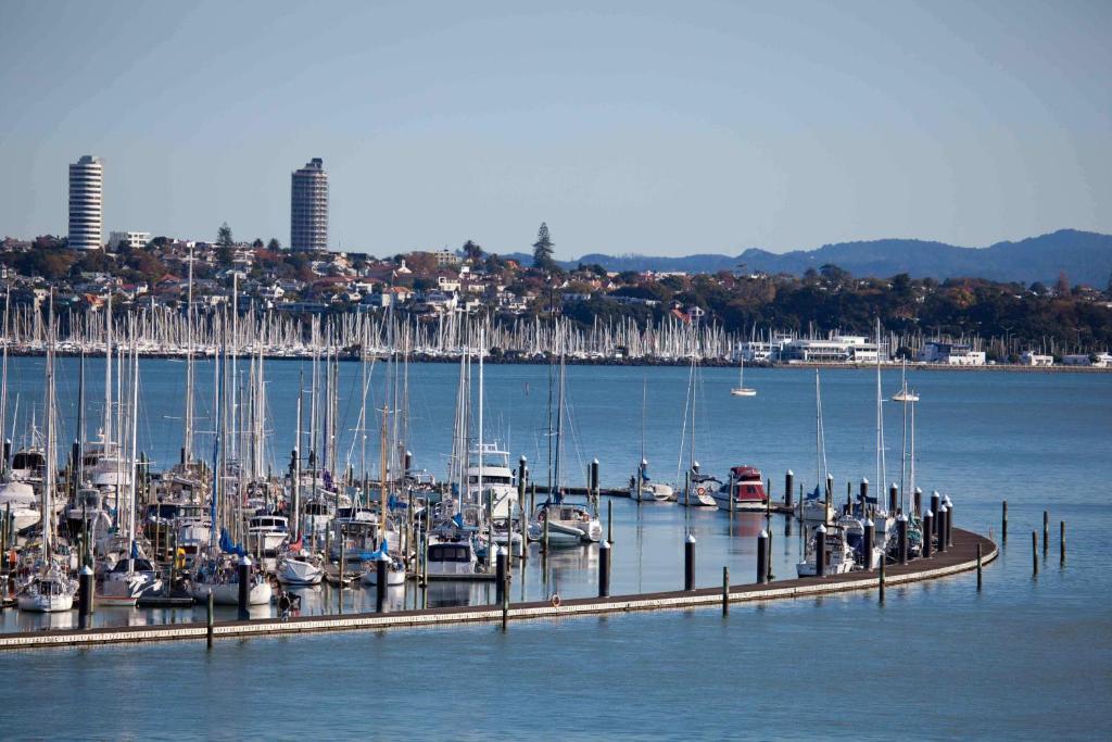 Vr Takapuna Auckland Bagian luar foto Hobart, Tasmania