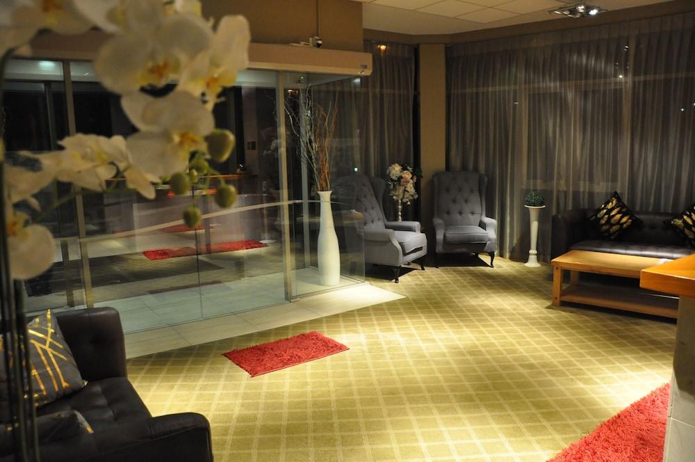 Vr Takapuna Auckland Bagian luar foto The interior of the hotel