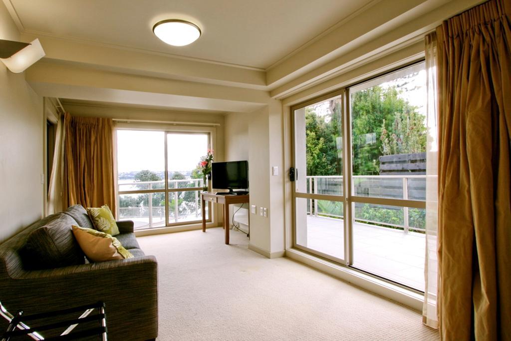Vr Takapuna Auckland Bagian luar foto A typical apartment at the retirement village