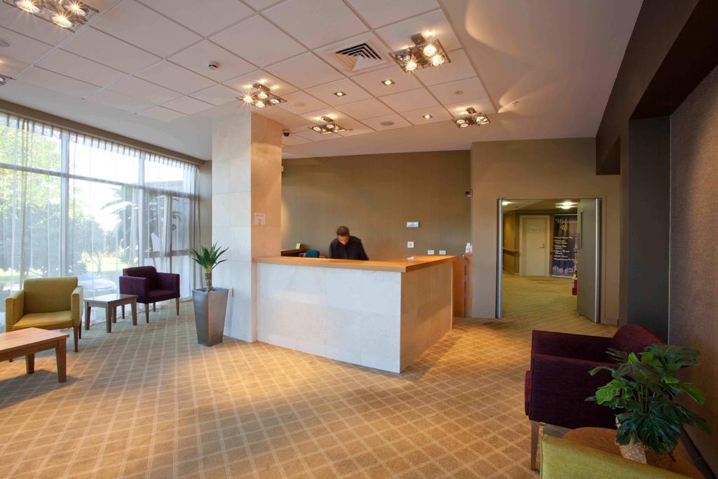 Vr Takapuna Auckland Bagian luar foto Reception area
